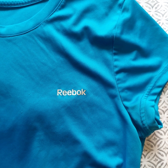 ✨️3 for 50✨️ Active Sports T-shirts - Picture 7 of 8